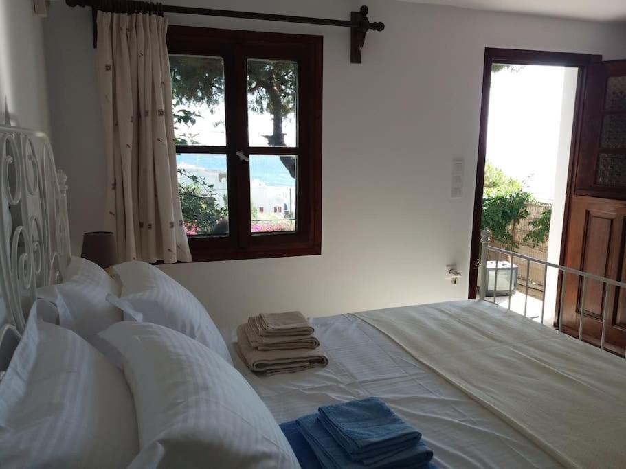 Grandpa Simos' Traditional Guest House Agios Romanos Екстер'єр фото