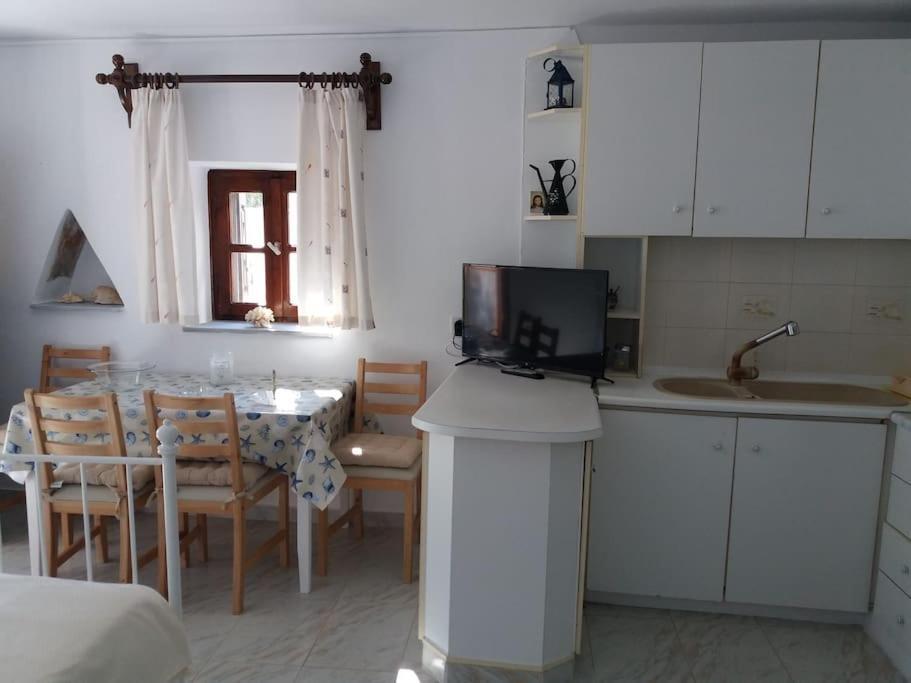 Grandpa Simos' Traditional Guest House Agios Romanos Екстер'єр фото