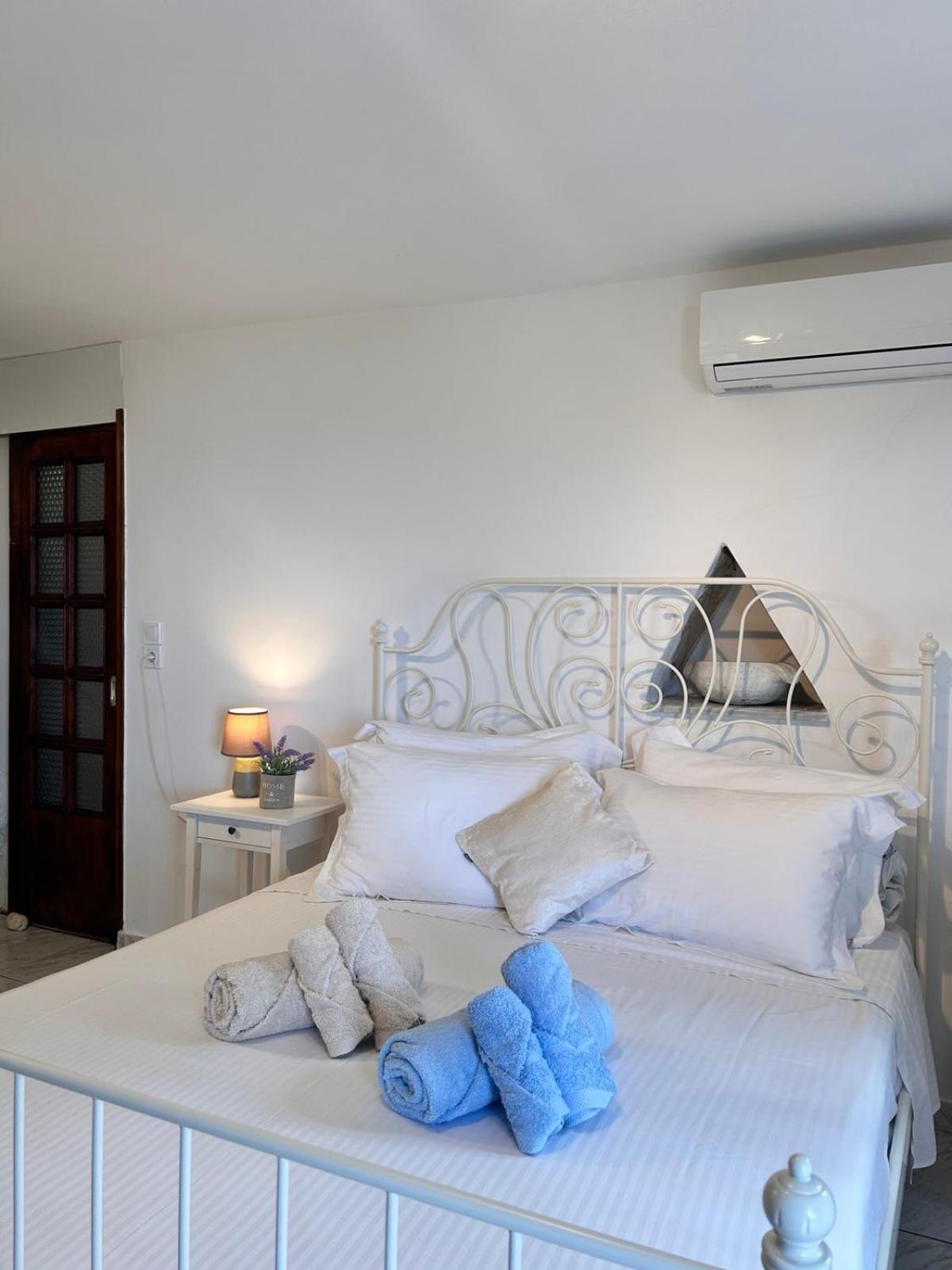 Grandpa Simos' Traditional Guest House Agios Romanos Екстер'єр фото