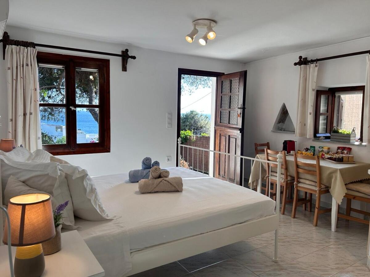 Grandpa Simos' Traditional Guest House Agios Romanos Екстер'єр фото