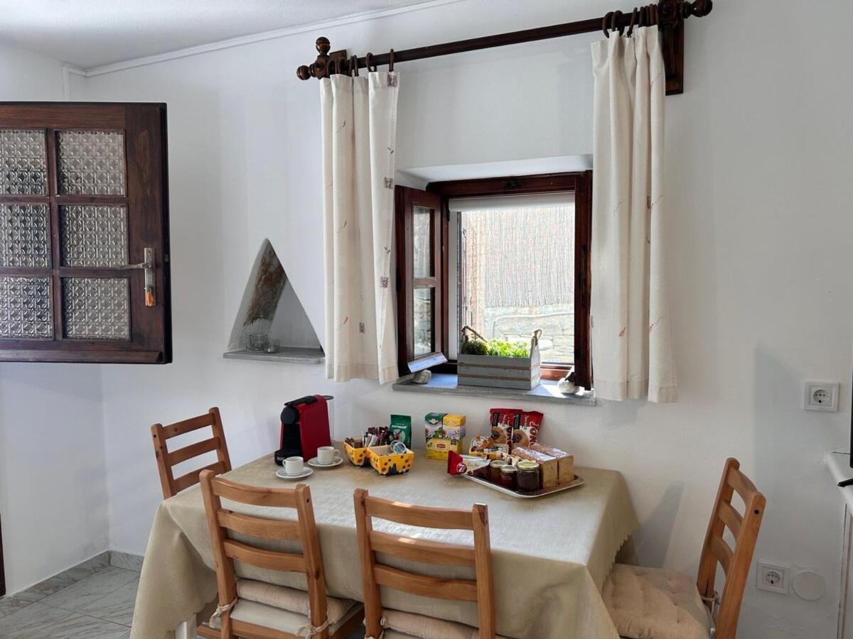 Grandpa Simos' Traditional Guest House Agios Romanos Екстер'єр фото